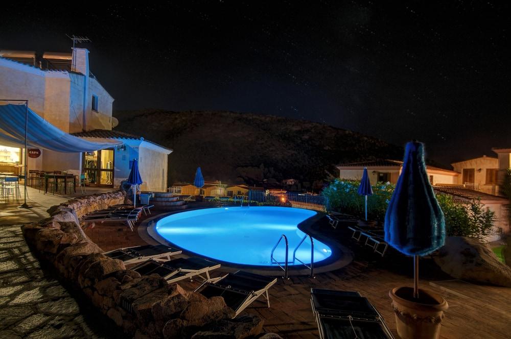 Residence Bouganvillage Budoni Kültér fotó